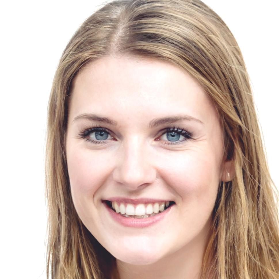 Alexandra Moldovan, Director Analiză Financiară